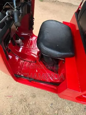 Bajaj 4 Stroke 2014 Three Wheel (Used)