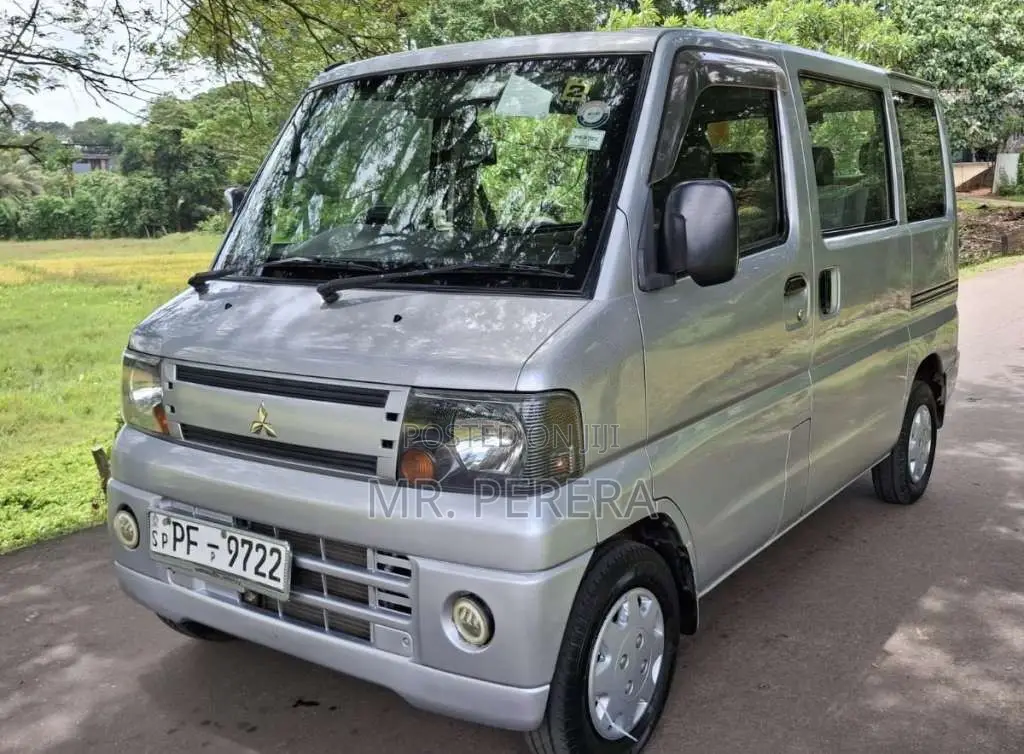 Mitsubishi MiniCab 2015 Van (Used)