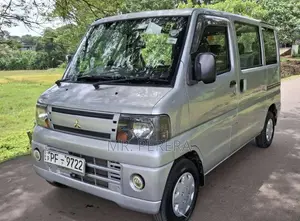 Mitsubishi MiniCab 2015 Van (Used)