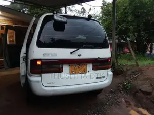 Nissan Serena 1995 Van (Used)