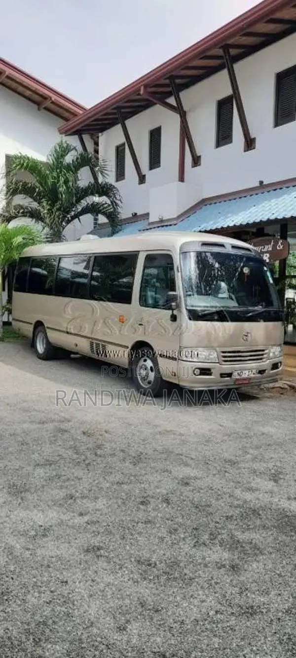 Toyota Coaster 2011 Bus (Used)