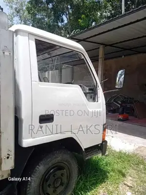 Mitsubishi Canter 1989 Lorry (Used)