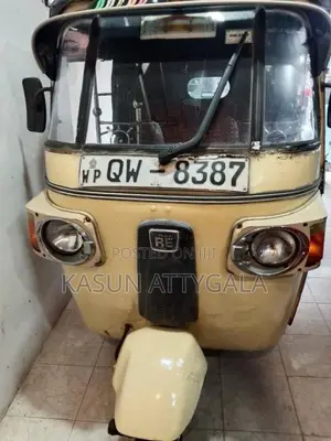 Bajaj 4 stroke 2010 Three Wheel (Used)