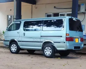 Toyota Dolphin Super GL 1998 Van (Used)