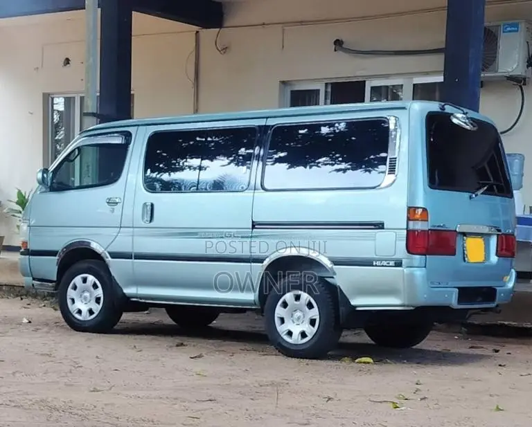 Toyota Dolphin Super GL 1998 Van (Used)