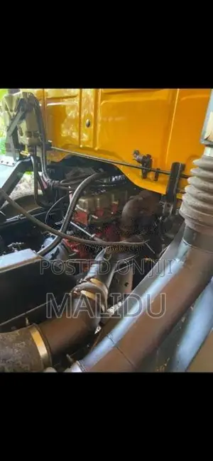 Ashok-Leyland Tipper 2016 Lorry (Used)