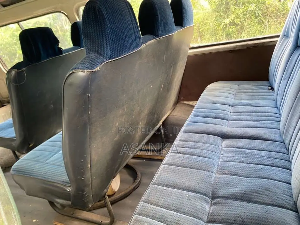 Toyota Lh30 1980 Van (Used)