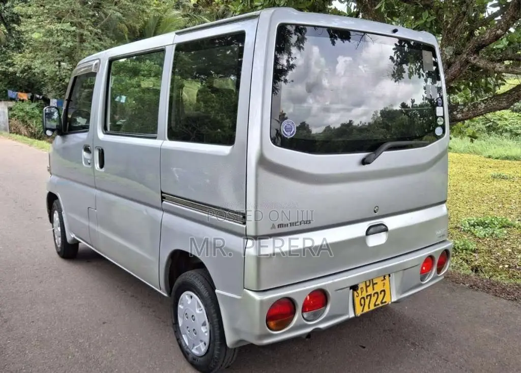 Mitsubishi MiniCab 2015 Van (Used)
