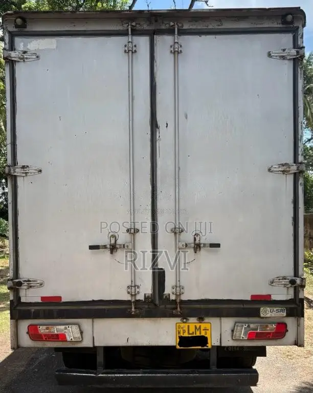 Tata ULTRA 612 2016 Lorry (Used)