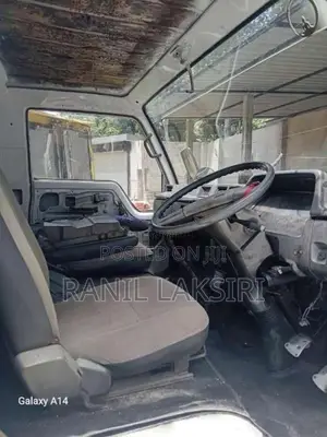 Mitsubishi Canter 1989 Lorry (Used)