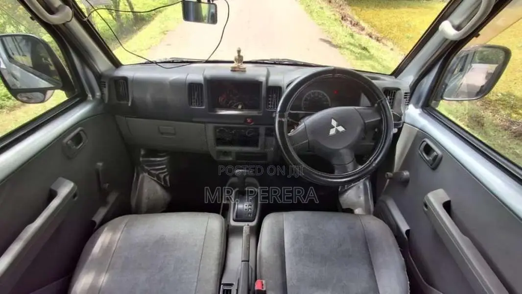 Mitsubishi MiniCab 2015 Van (Used)