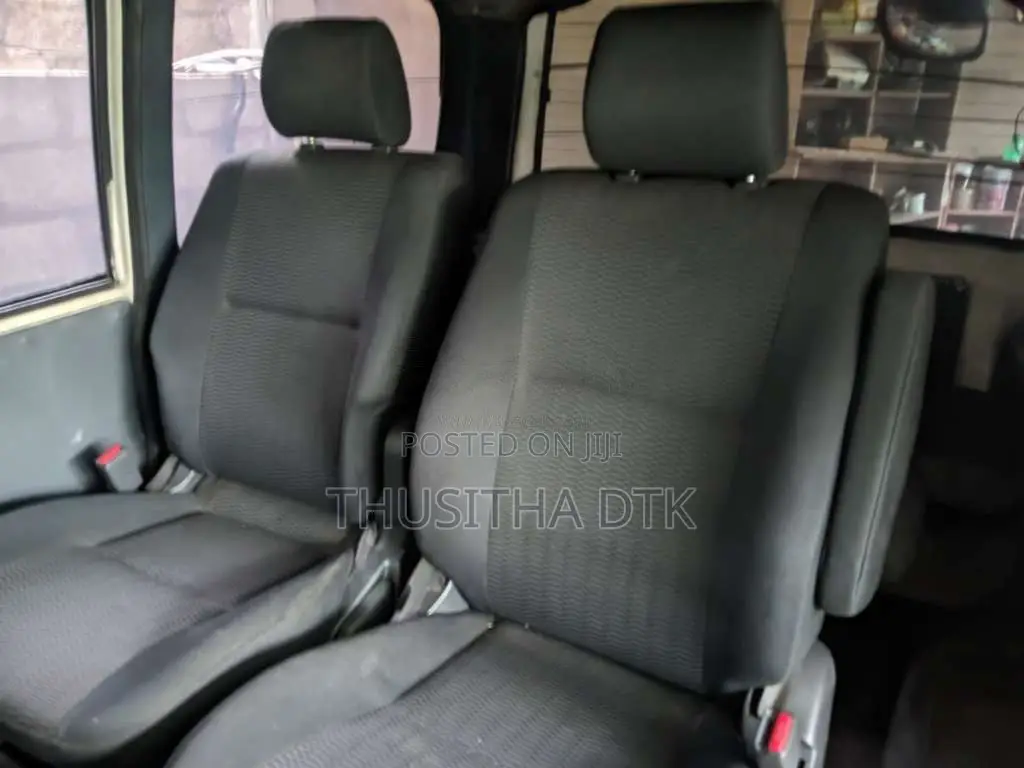 Nissan Serena 1995 Van (Used)