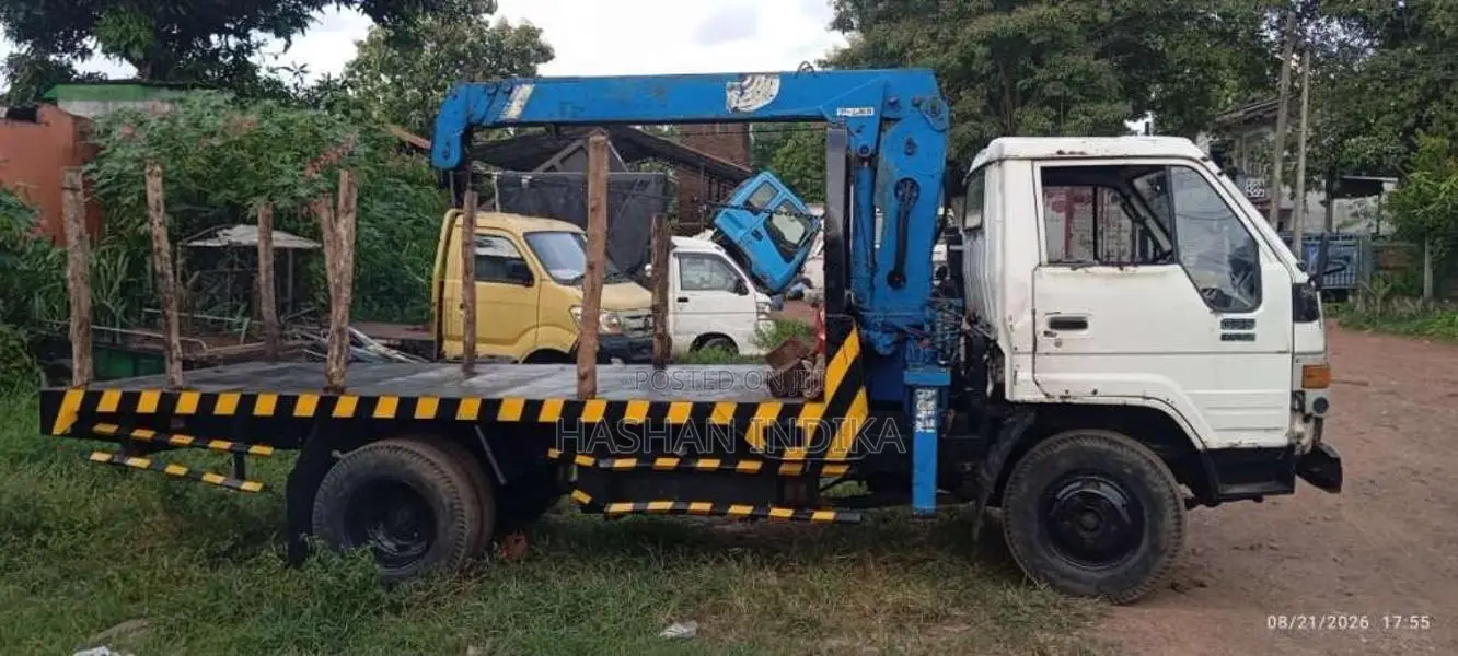 Toyota Dyna 1988 Lorry (Used)