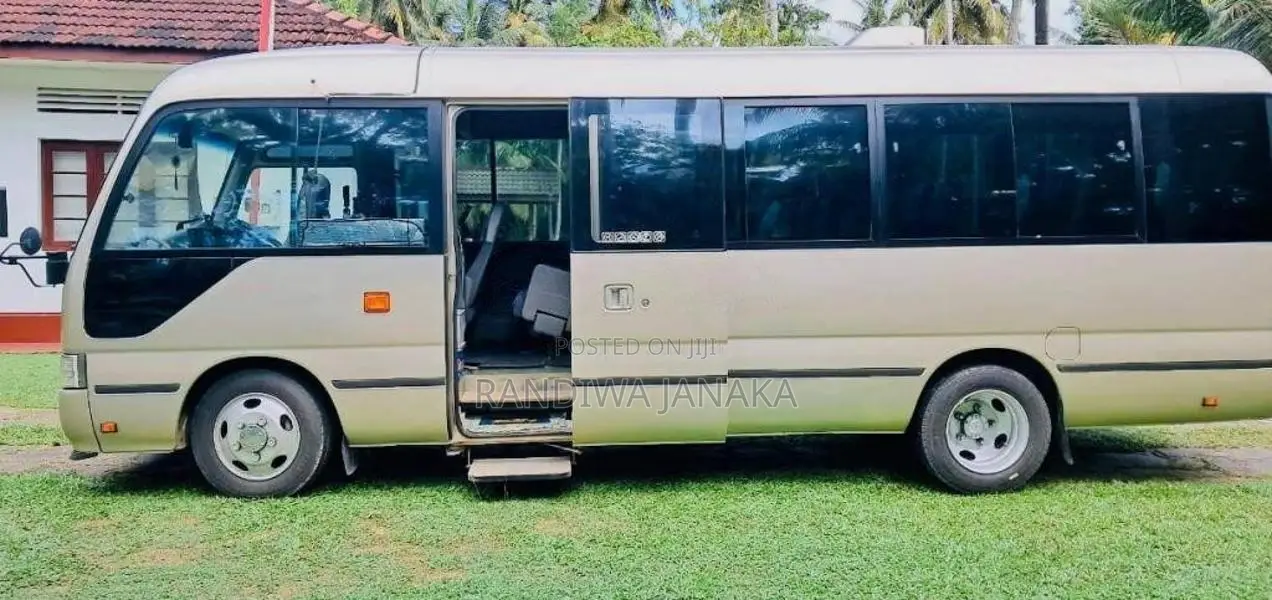 Toyota Coaster 2011 Bus (Used)