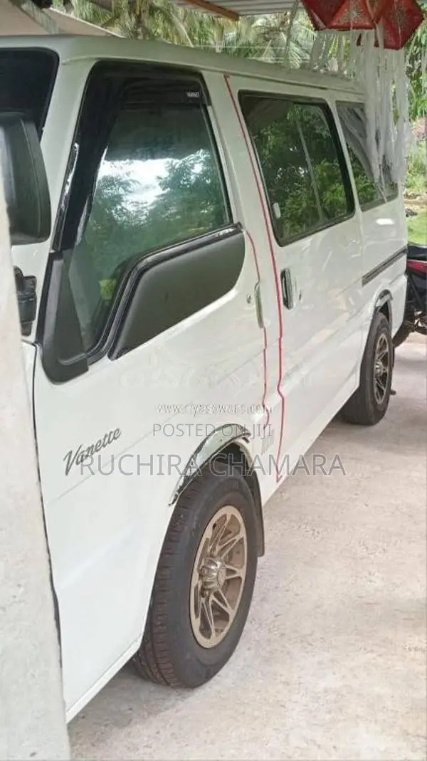 Nissan Vanette 2001 Van (Used)