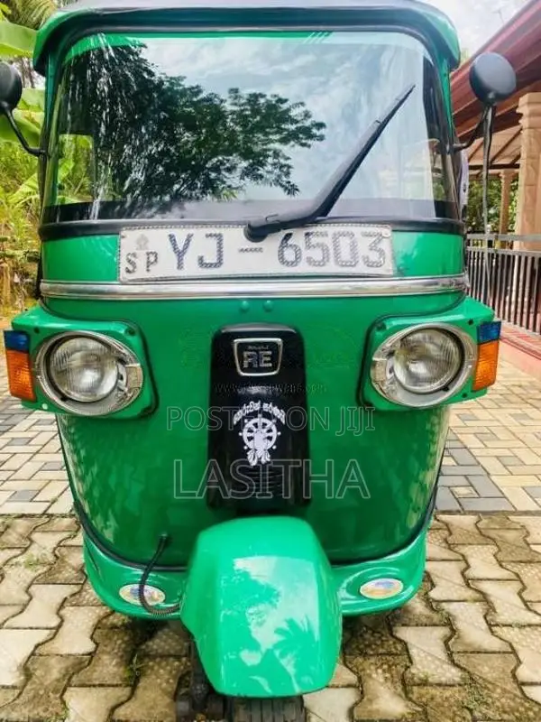 Bajaj RE 205 2012 Three Wheel (Used)
