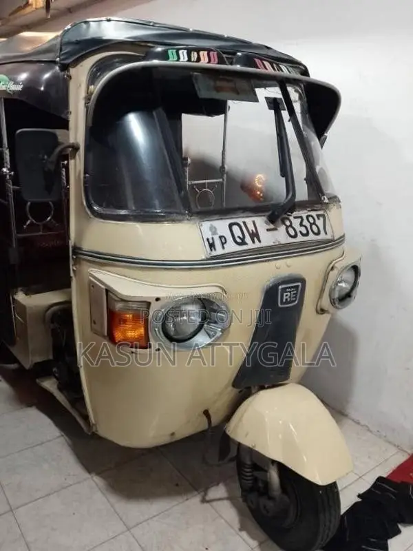 Bajaj 4 stroke 2010 Three Wheel (Used)