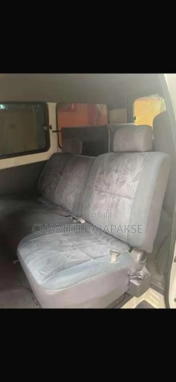 Toyota Noah 2005 Van (Used)
