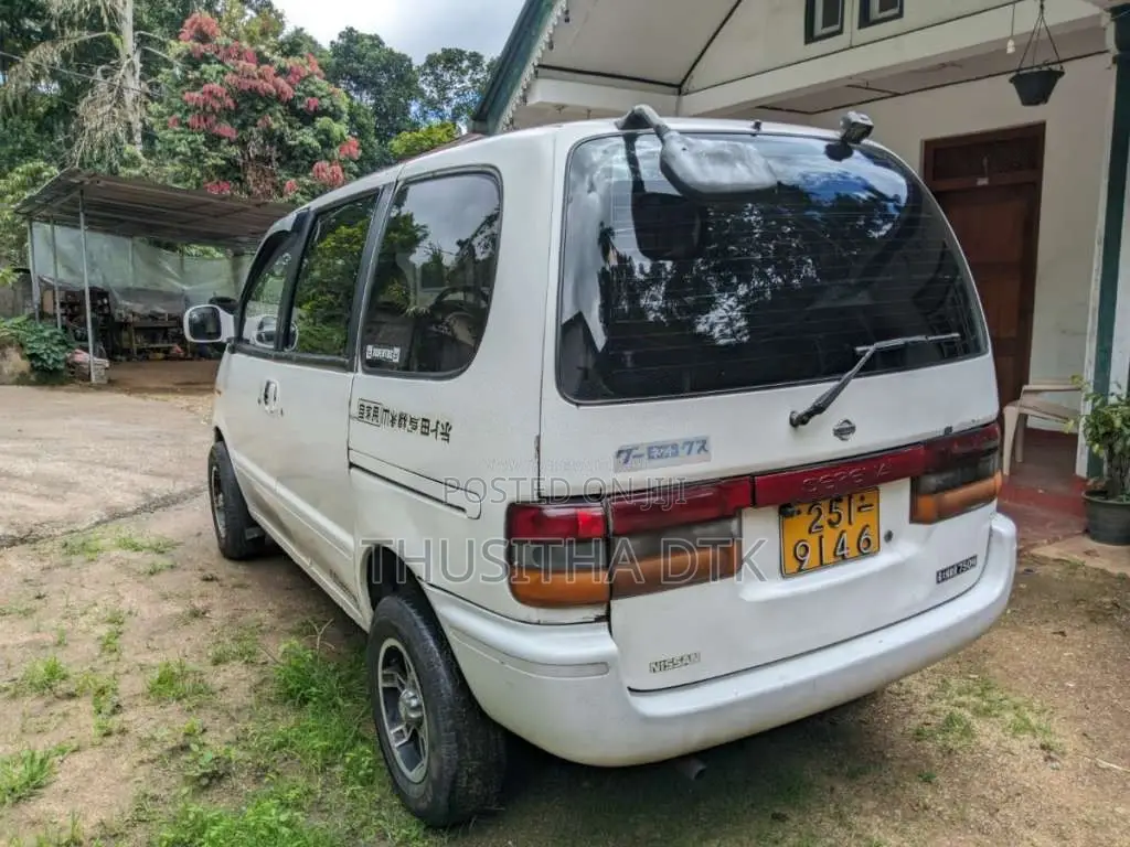 Nissan Serena 1995 Van (Used)