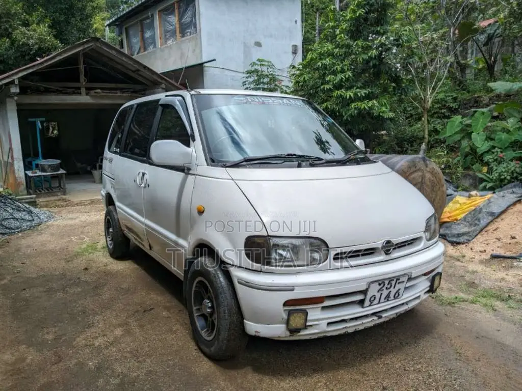 Nissan Serena 1995 Van (Used)