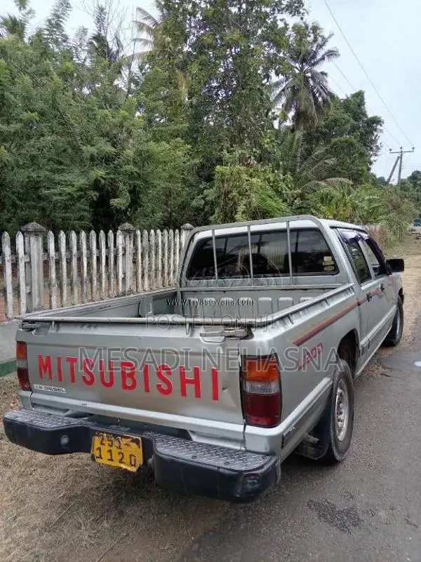 Mitsubishi L200 1997 Pickup (Used)