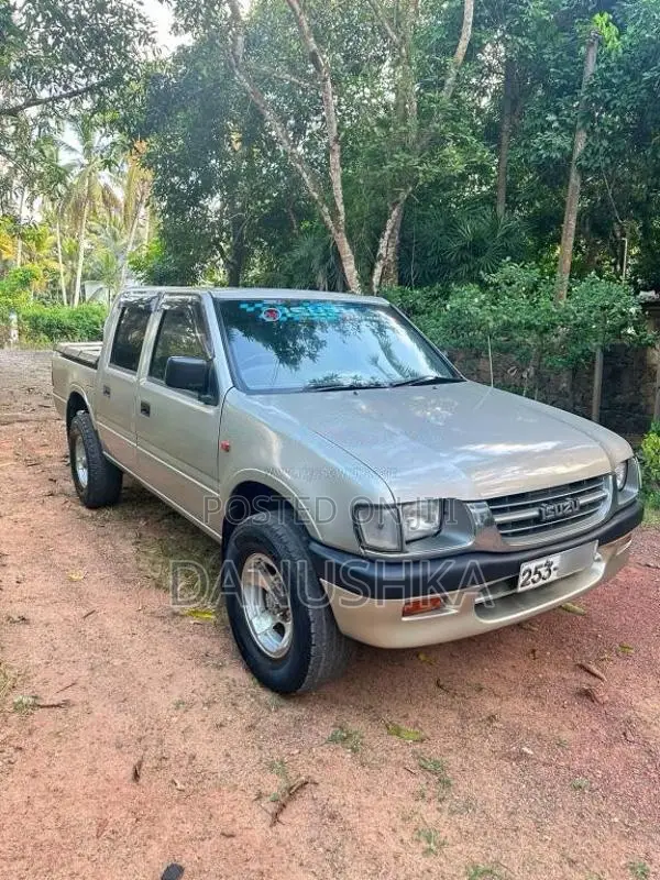 Isuzu Double Cab 1998 Pickup (Used)