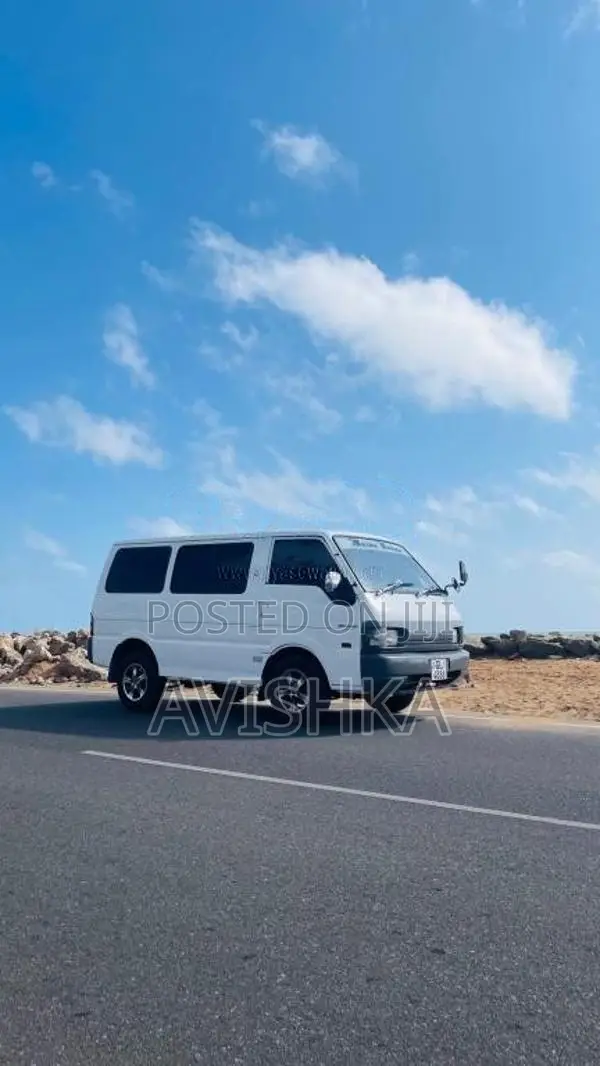 Mazda Bongo Vanette 2001 Van (Used)