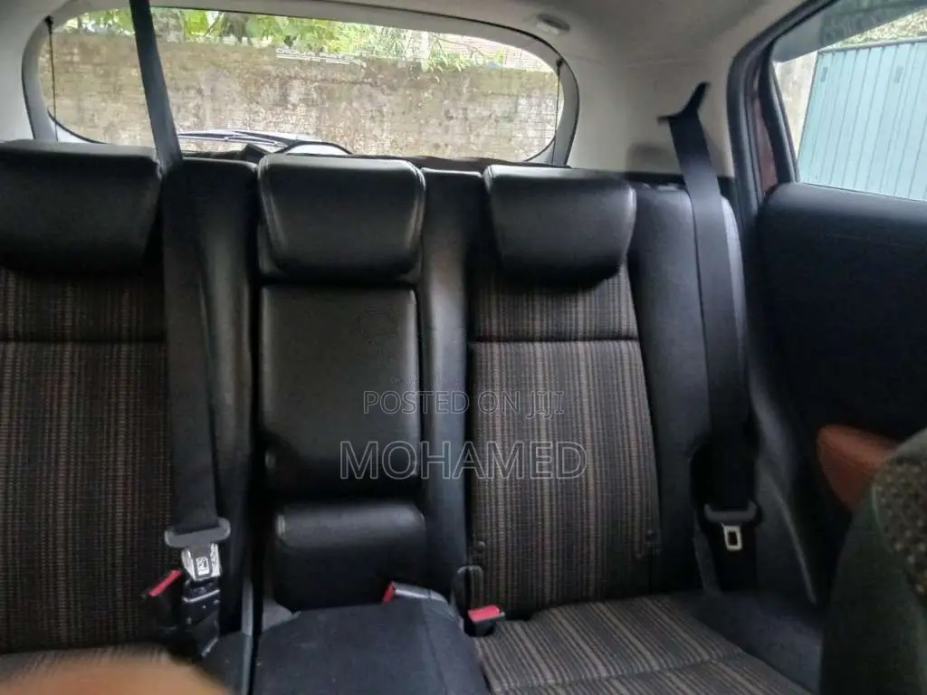 Honda Vezel 2014 SUV (Used)