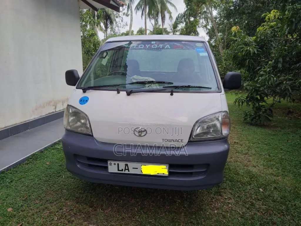 Nissan Nisssn 1999 Lorry (Used)