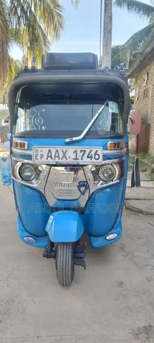 Bajaj RE 2015 Three Wheel (Used)