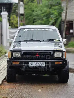 Mitsubishi L200 1990 Pickup (Used)