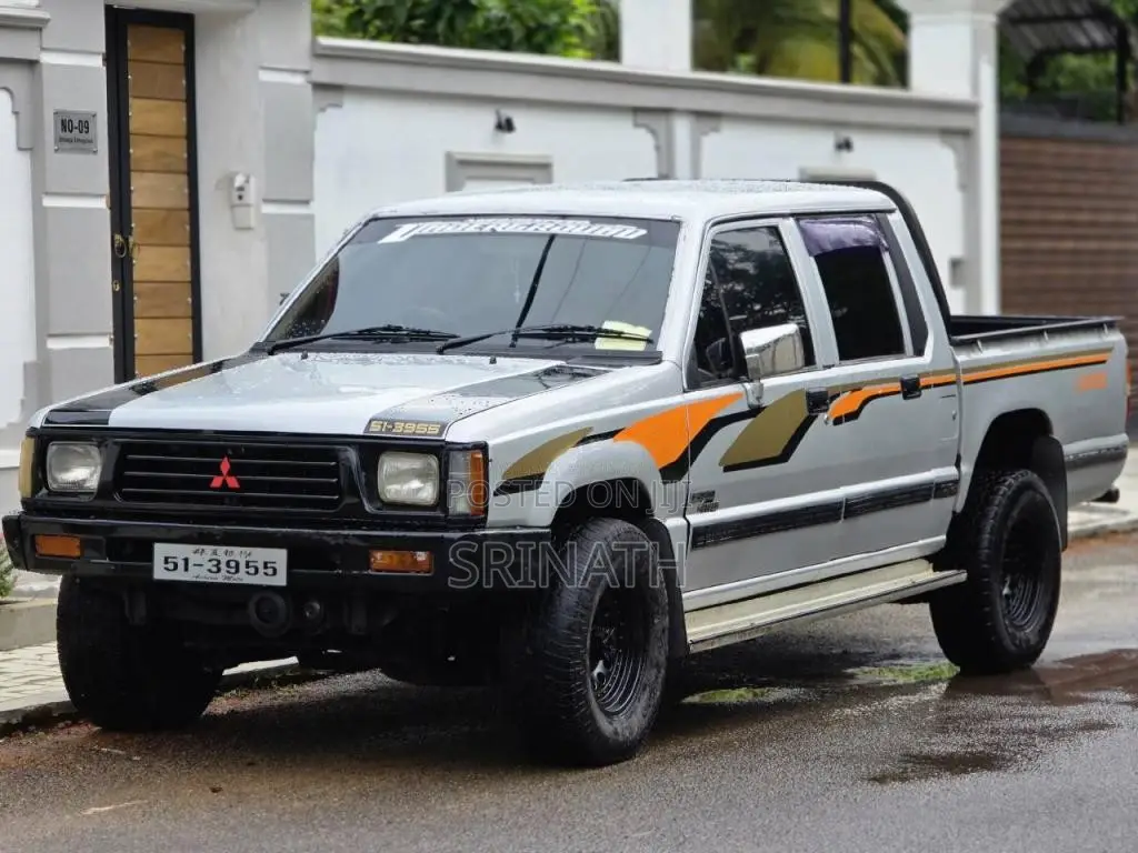 Mitsubishi L200 1990 Pickup (Used)