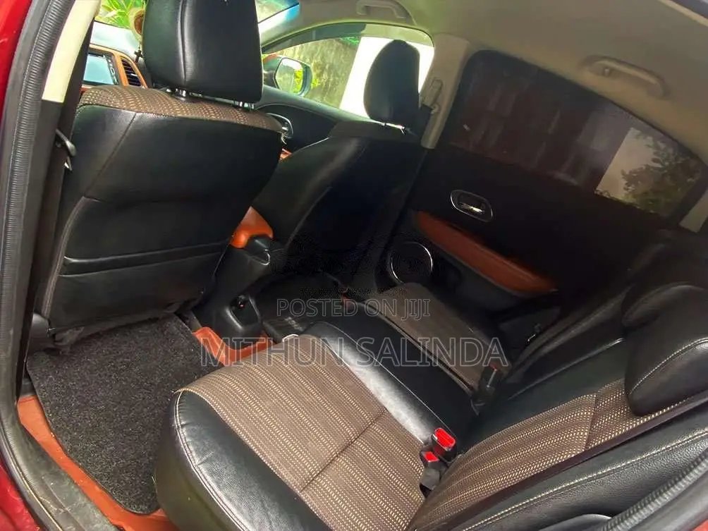 Honda Vezel 2014 SUV (Used)