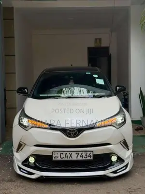 Toyota CHR NGX50 2017 SUV (Used)