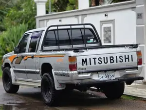 Mitsubishi L200 1990 Pickup (Used)