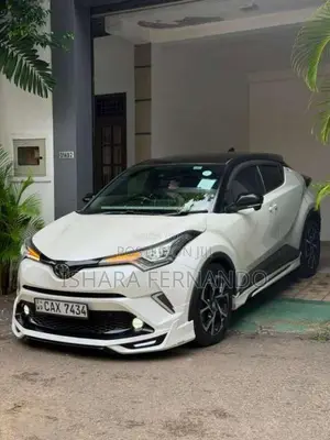 Toyota CHR NGX50 2017 SUV (Used)