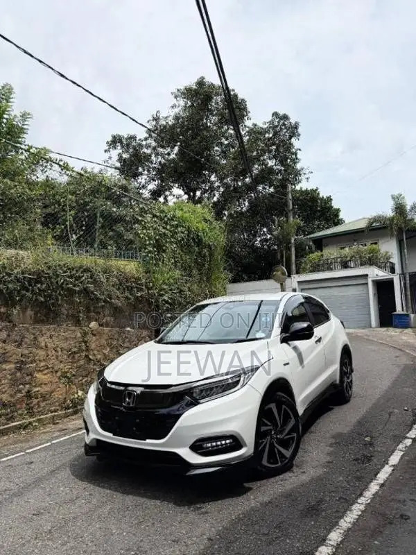 Honda Vezel RS 2018 SUV (Used)