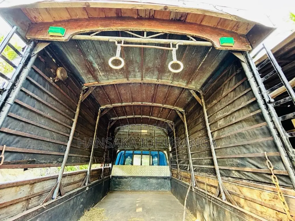 Isuzu ELF 250 1992 Lorry (Used)
