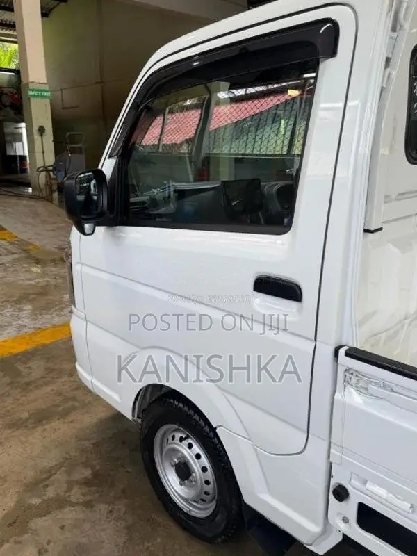 Suzuki Carry 2025 Lorry (Used)
