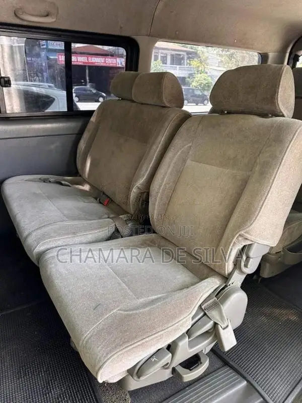 Toyota KDH 2007 Van (Used)