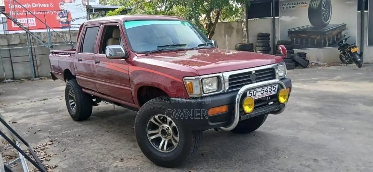Toyota Hilux LN40 1983 Pickup (Used)