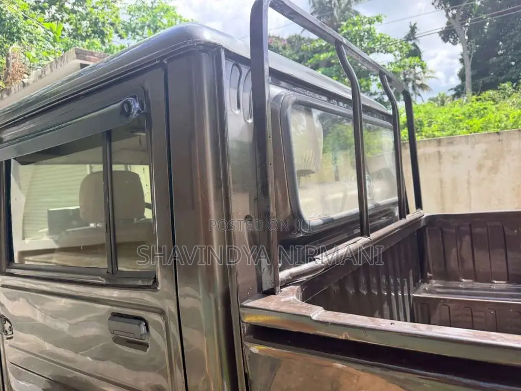 Mahindra Bolero Camper Gold 2012 Pickup (Used)