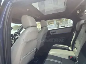 Honda Vezel Z Play 2024 SUV (Used)