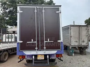 Eicher Eicher 2005 Lorry (Used)