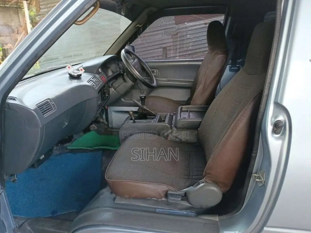 Toyota TownAce Lotto 1998 Van (Used)