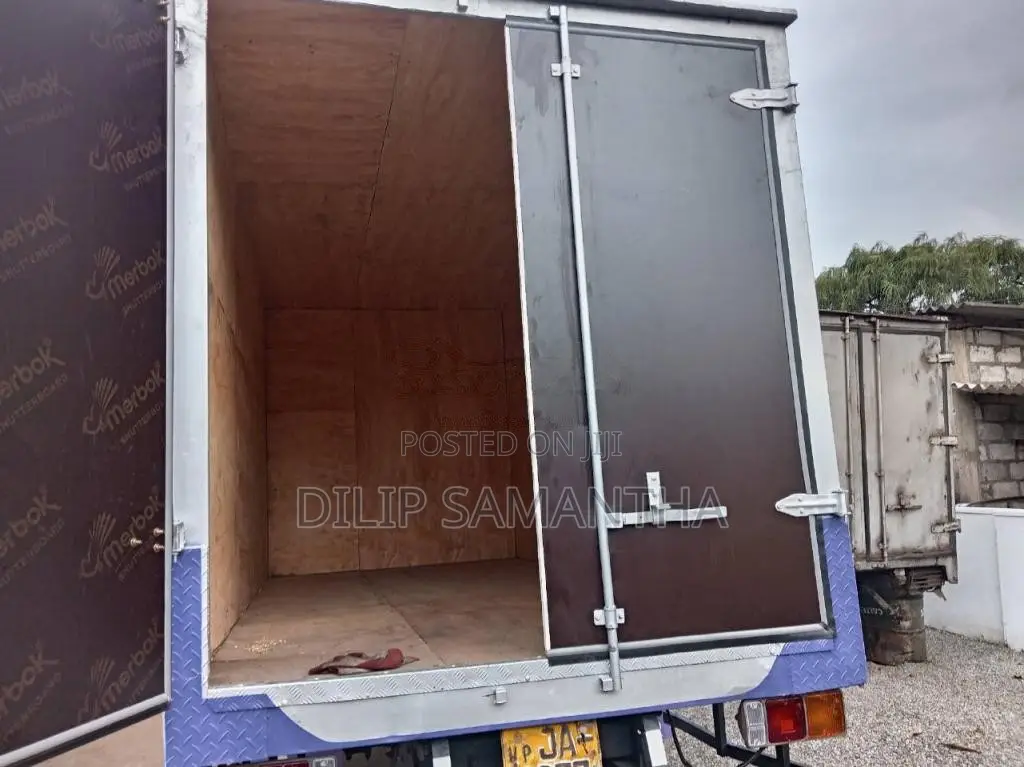 Eicher Eicher 2005 Lorry (Used)