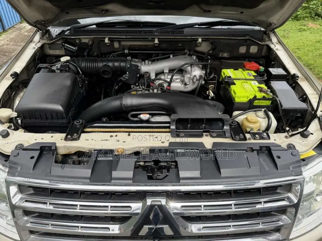 Mitsubishi Montero V93 2010 SUV (Used)