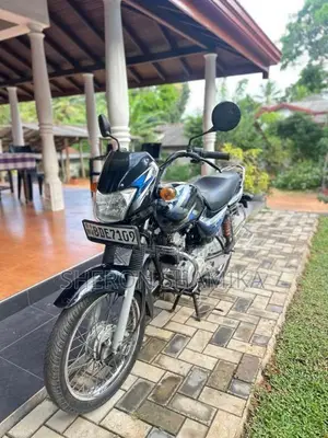 Bajaj CT-100 2015 Motorbike (Used)