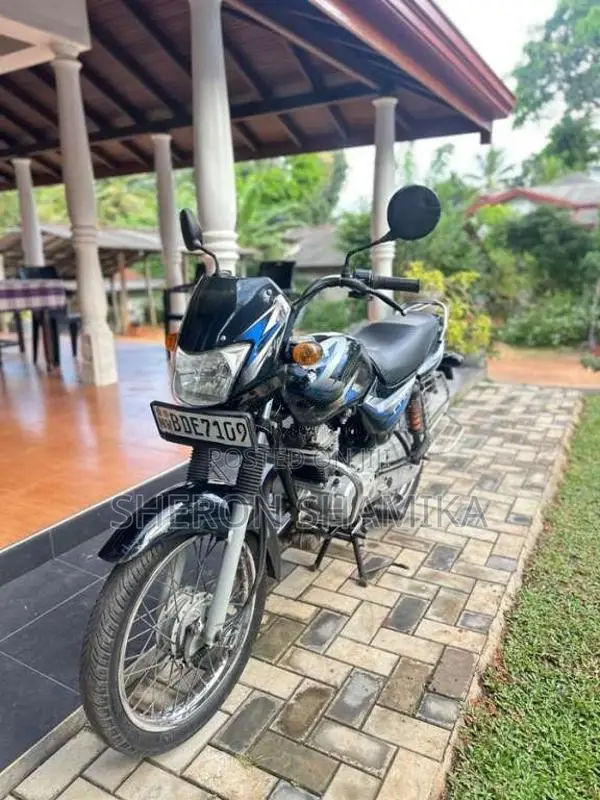 Bajaj CT-100 2015 Motorbike (Used)