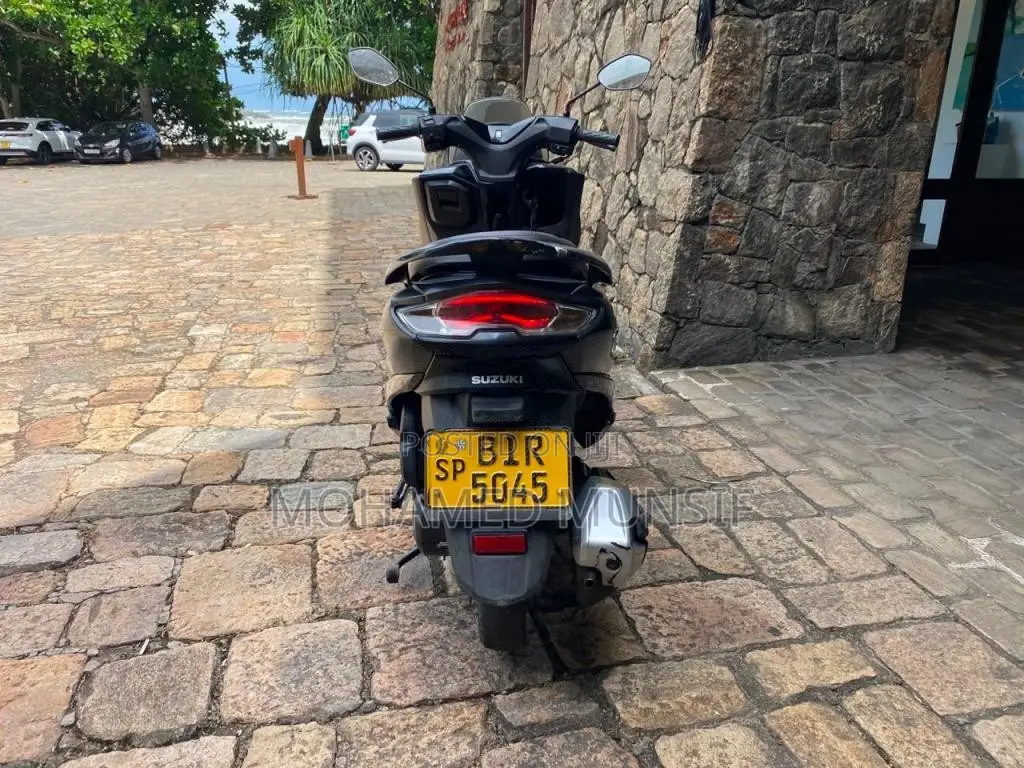 Suzuki BURGMAN 2020 Motorbike (Used)
